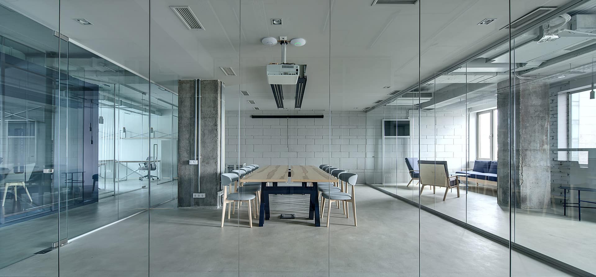 Commercial glass partitions installation Tampa FL — GlassPro Tampa